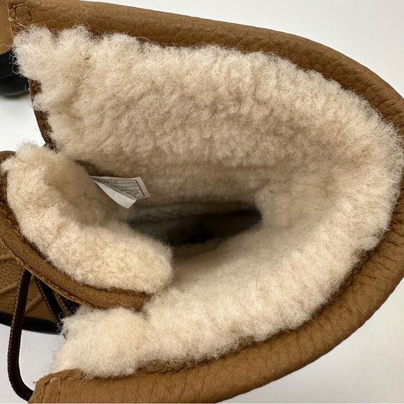 Ugg Adirondack III Snow Boots - Picture 5 of 9